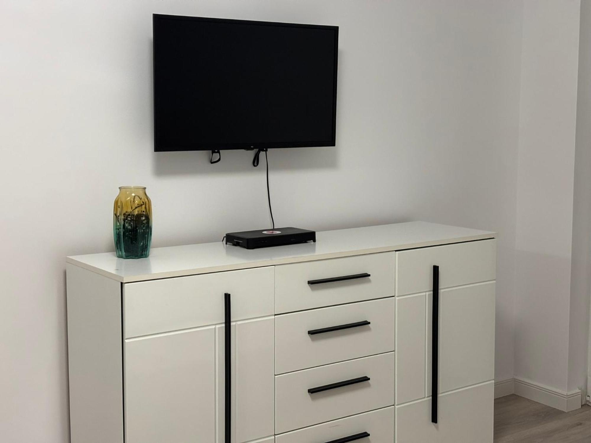 Dream - Large Apartament With Freeparking In A Quietarea Just 10 Minutes Away From City Center Bistriţa Extérieur photo